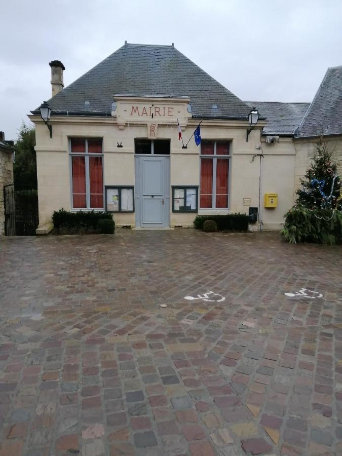 Au Repos Du Verger Couvrelles Exterior photo